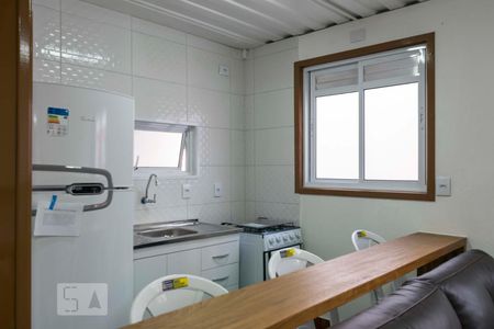 Cozinha de apartamento para alugar com 2 quartos, 45m² em Aclimação, São Paulo