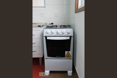 Cozinha (Fogão) de apartamento para alugar com 2 quartos, 43m² em Aclimação, São Paulo