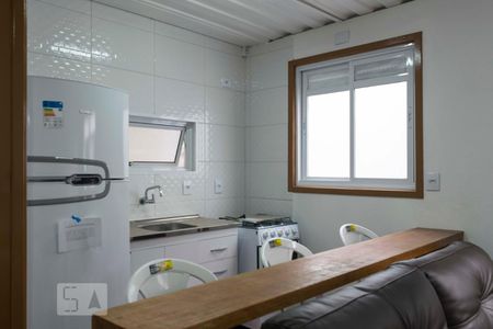 Cozinha de apartamento para alugar com 2 quartos, 43m² em Aclimação, São Paulo