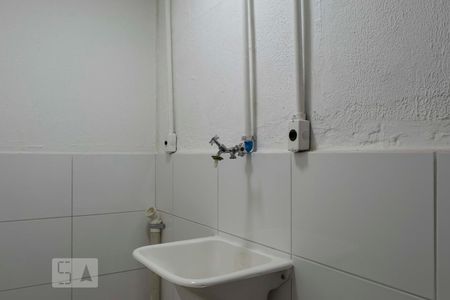 Apartamento para alugar com 43m², 2 quartos e sem vagaÁrea de serviço (Torneira)