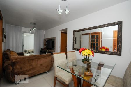Sala de apartamento para alugar com 3 quartos, 76m² em Jacarepaguá, Rio de Janeiro