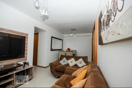 Sala de apartamento para alugar com 3 quartos, 76m² em Jacarepaguá, Rio de Janeiro