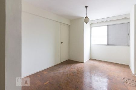 Apartamento à venda com 130m², 3 quartos e 1 vaga Apartamento à venda com 130m², 3 quartos e 1 vagaSuite
