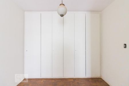 Apartamento à venda com 130m², 3 quartos e 1 vaga Apartamento à venda com 130m², 3 quartos e 1 vagaSuite