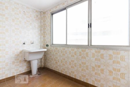 Apartamento à venda com 130m², 3 quartos e 1 vaga Apartamento à venda com 130m², 3 quartos e 1 vagaArea de Servico