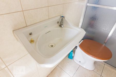 Apartamento à venda com 120m², 3 quartos e 1 vaga Apartamento à venda com 120m², 3 quartos e 1 vagaBanheiro de Servico