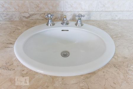 Apartamento à venda com 120m², 3 quartos e 1 vaga Apartamento à venda com 120m², 3 quartos e 1 vagaBanheiro Suite