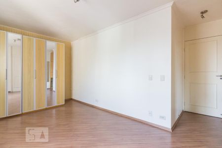 Apartamento à venda com 120m², 3 quartos e 1 vaga Apartamento à venda com 120m², 3 quartos e 1 vagaSuite