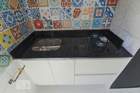 Cozinha de apartamento para alugar com 1 quarto, 33m² em Bela Vista, São Paulo
