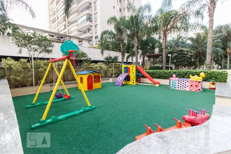 Apartamento para alugar com 85m², 3 quartos e 1 vaga Apartamento para alugar com 85m², 3 quartos e 1 vagaPlayground