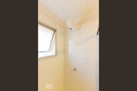 Banheiro de apartamento para alugar com 1 quarto, 42m² em Pinheiros, São Paulo