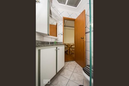 Banheiro de apartamento à venda com 2 quartos, 73m² em Olímpico, São Caetano do Sul