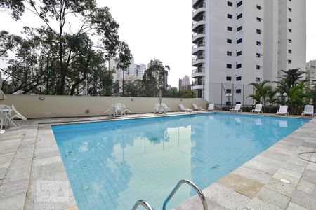Apartamento à venda com 187m², 4 quartos e 3 vagasPiscina