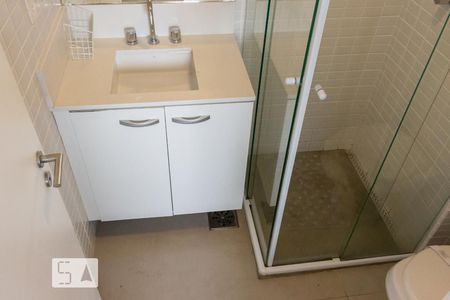 Studio para alugar com 34m², 1 quarto e 1 vaga Studio para alugar com 34m², 1 quarto e 1 vagaBanheiro