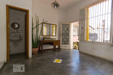 Casa para alugar com 245m², 3 quartos e sem vagaSala