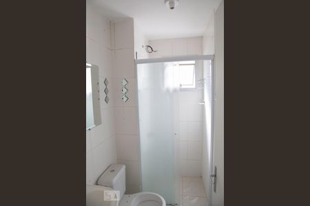 Banheiro de apartamento à venda com 2 quartos, 47m² em Vila Palmeiras, São Paulo