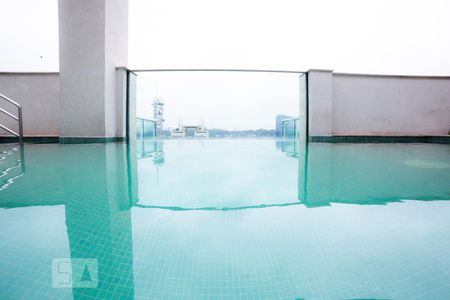 Apartamento para alugar com 68m², 2 quartos e 1 vagaPiscina