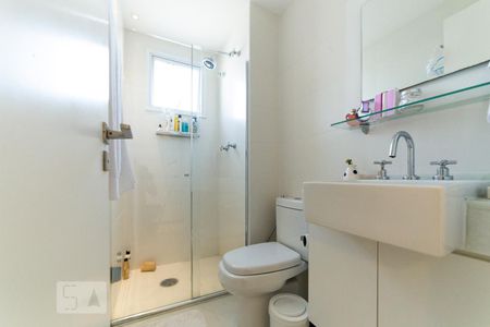 Apartamento para alugar com 68m², 2 quartos e 1 vagaSuíte