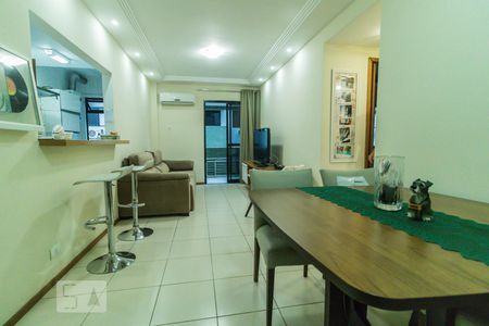 Sala de apartamento para alugar com 2 quartos, 67m² em Pechincha, Rio de Janeiro