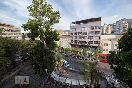 Apartamento para alugar com 54m², 2 quartos e sem vagaVista da sala