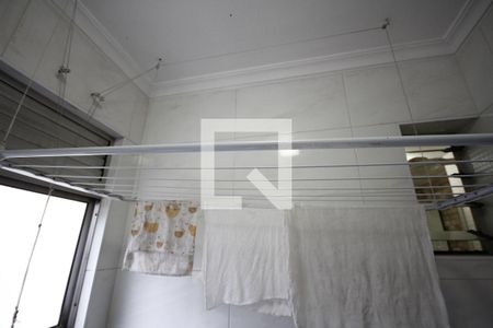 Apartamento à venda com 83m², 3 quartos e 1 vagaÁrea de Serviço