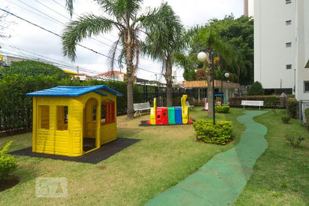 Apartamento à venda com 83m², 3 quartos e 1 vaga Apartamento à venda com 83m², 3 quartos e 1 vagaPlayground