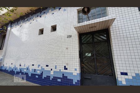 Apartamento para alugar com 85m², 3 quartos e sem vaga Apartamento para alugar com 85m², 3 quartos e sem vagaFachada