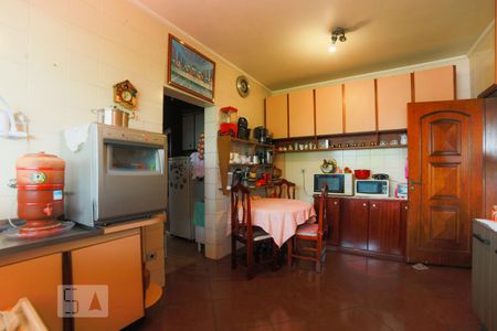 Casa à venda com 890m², 5 quartos e 5 vagasCozinha