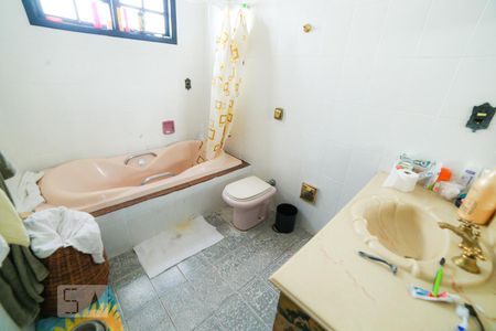 Casa à venda com 890m², 5 quartos e 5 vagasSuíte 3