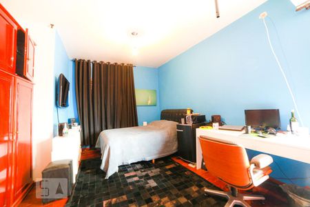 Casa à venda com 890m², 5 quartos e 5 vagasSuíte 1