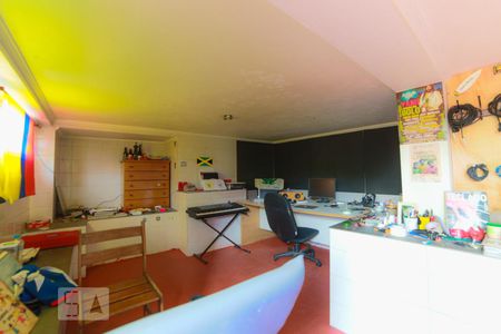 Casa à venda com 890m², 5 quartos e 5 vagasEstúdio