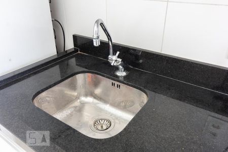 Apartamento à venda com 34m², 1 quarto e 1 vagaCozinha Pia