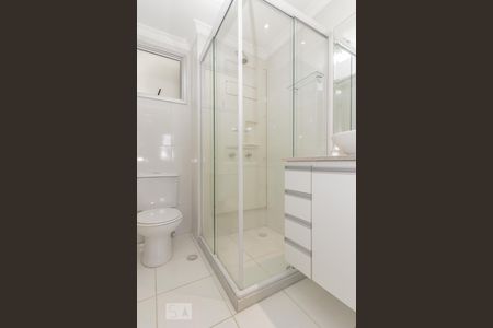 Banheiro de apartamento para alugar com 2 quartos, 64m² em Água Branca, São Paulo