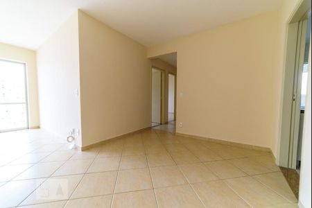 Sala de apartamento para alugar com 3 quartos, 110m² em Santo Antônio, São Caetano do Sul