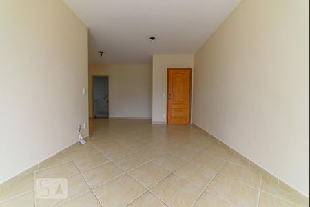 Sala de apartamento para alugar com 3 quartos, 110m² em Santo Antônio, São Caetano do Sul