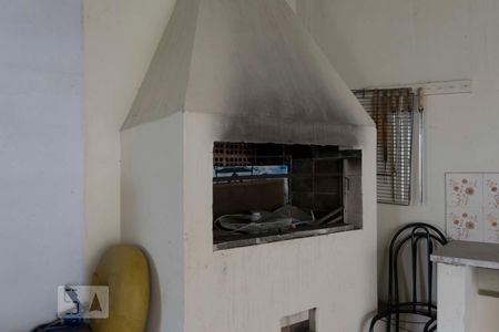 Casa à venda com 330m², 4 quartos e 2 vagasChurrasqueira e Forno de Pizza
