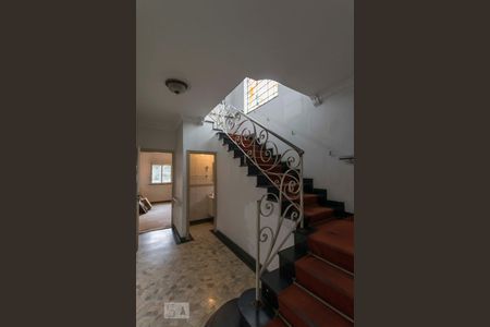 1o. Andar - Escadas de casa à venda com 4 quartos, 330m² em Aclimação, São Paulo