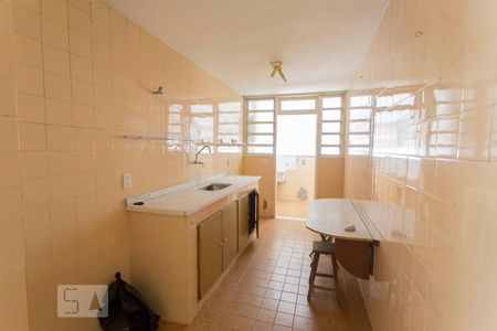 Cozinha de apartamento para alugar com 2 quartos, 83m² em Icaraí, Niterói