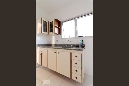 Apartamento à venda com 66m², 2 quartos e 1 vagaCozinha