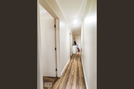 Apartamento à venda com 158m², 3 quartos e 2 vagasCorredor dos dormitórios