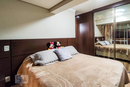 Apartamento à venda com 158m², 3 quartos e 2 vagasSuíte 1