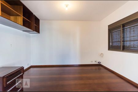 Sala 2 de apartamento para alugar com 3 quartos, 200m² em Indianópolis, São Paulo