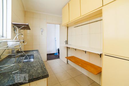 Apartamento à venda com 100m², 2 quartos e 1 vagaCozinha