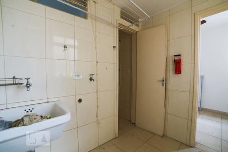 Apartamento à venda com 100m², 2 quartos e 1 vagaÁrea de Serviço