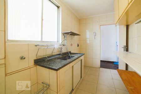 Apartamento à venda com 100m², 2 quartos e 1 vagaCozinha