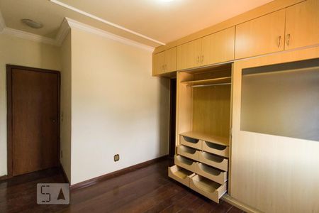 Apartamento à venda com 82m², 3 quartos e 1 vagaSuíte