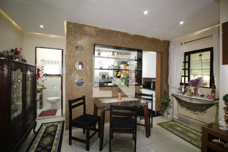 Sala de casa à venda com 2 quartos, 100m² em Taquara, Rio de Janeiro