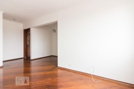 Apartamento para alugar com 75m², 3 quartos e 1 vagaSala