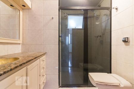 Banheiro de apartamento para alugar com 3 quartos, 75m² em Jardim Paraíso, São Paulo