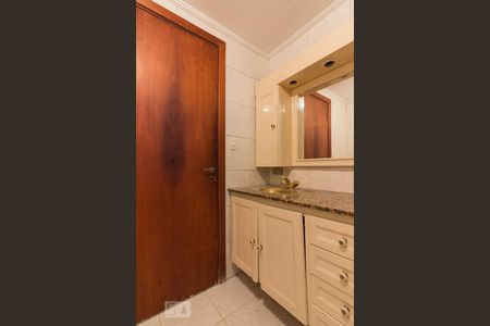 Banheiro de apartamento para alugar com 3 quartos, 75m² em Jardim Paraíso, São Paulo